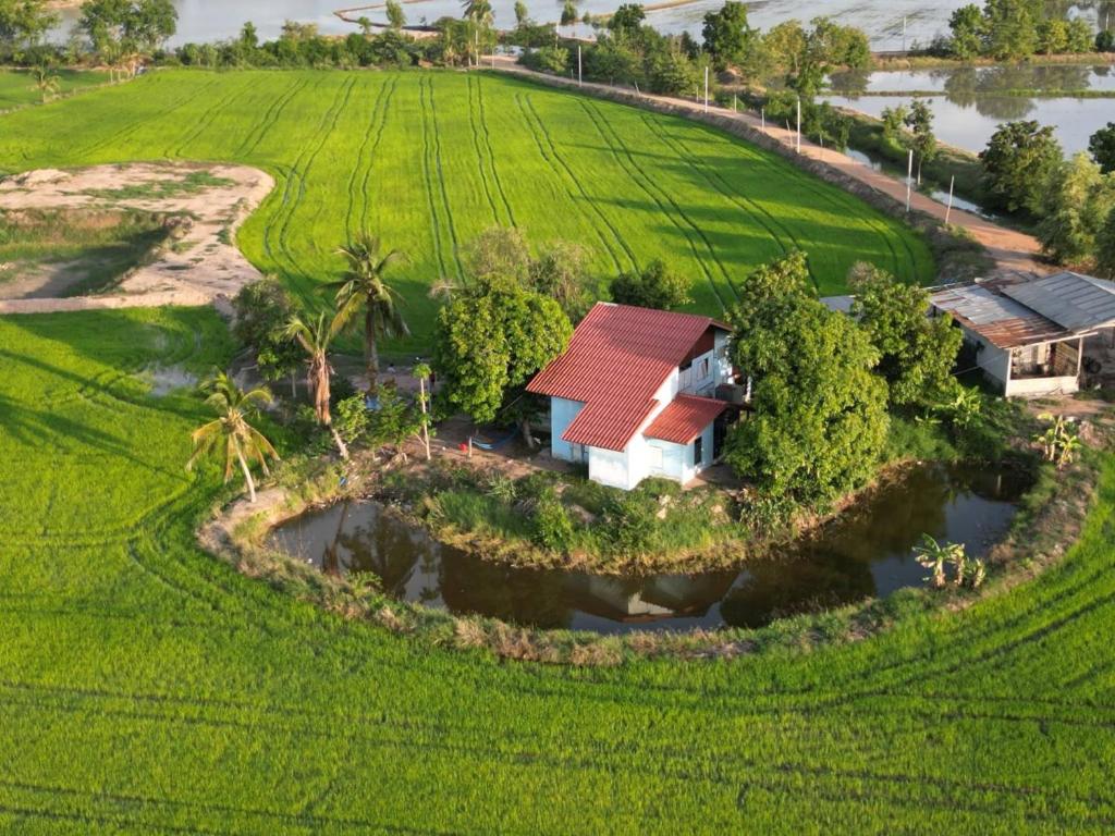 Aran Hostel & Cafe Nakorn Sawan - วิลลาพร้อมวิวสวนหย่อม