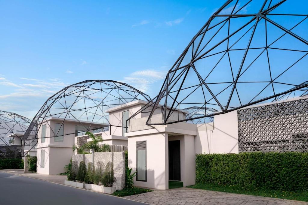 Taradol Premium Pool Villa